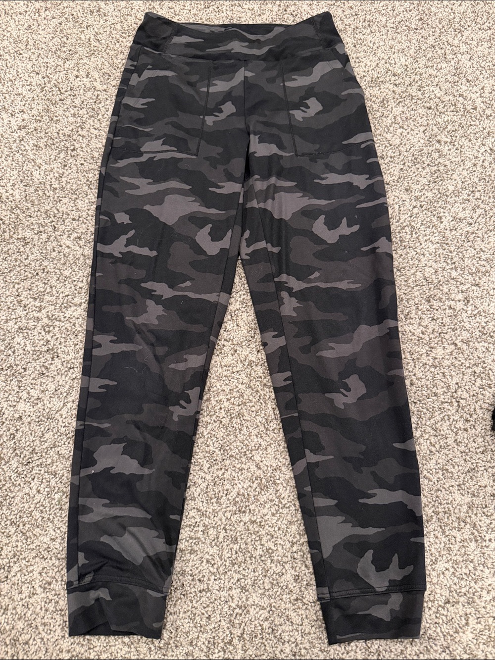 Athleta Girls Black & Gray Camo Sweat Joggers